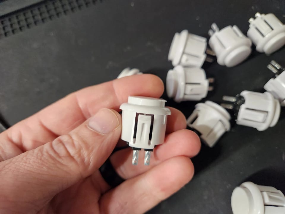 .24mm White Buttons qty 13 (photo 3 of 3)