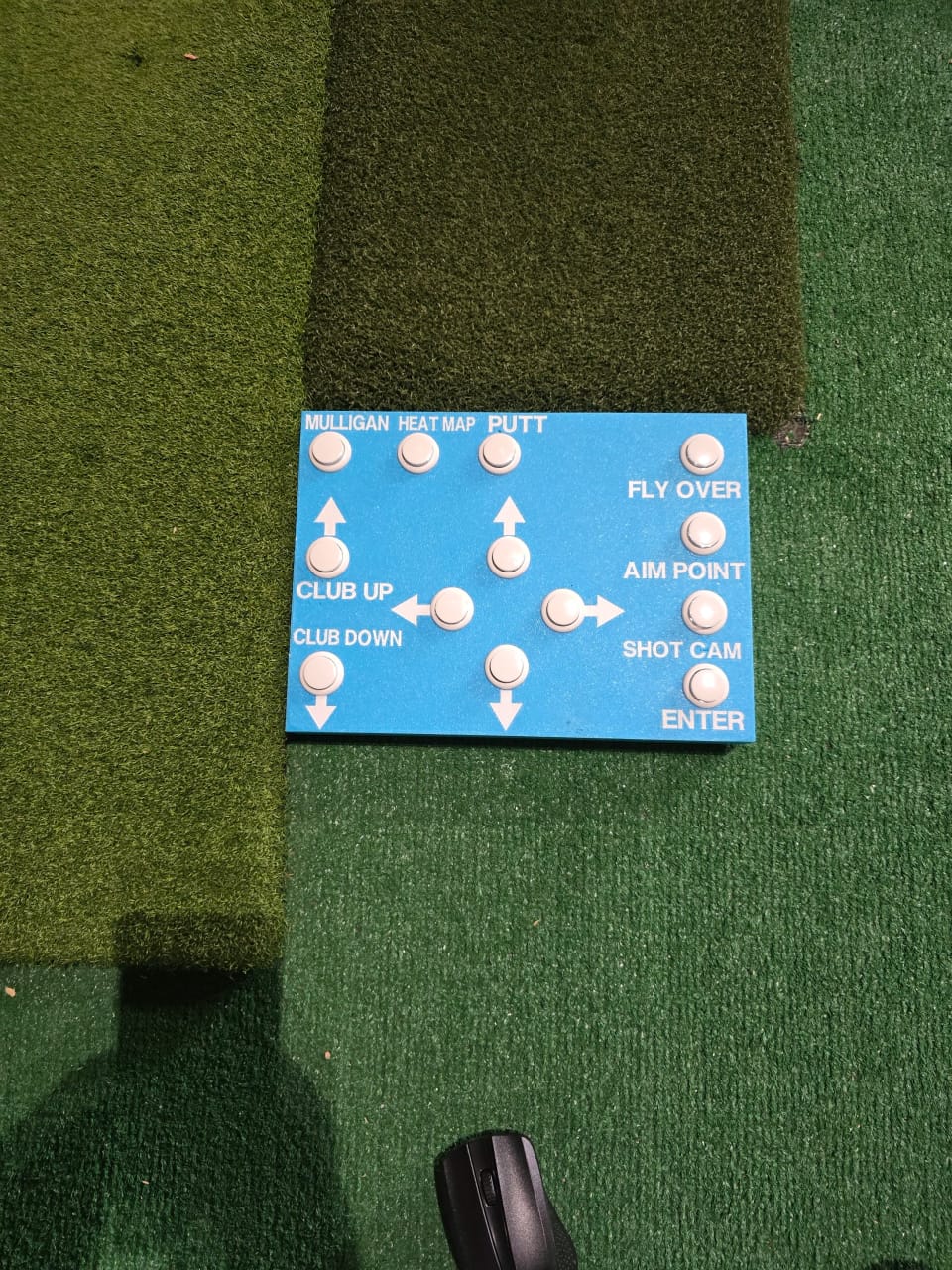 Custom Color Wireless (GSPRO) Golf simulator control box (photo 25 of 25)
